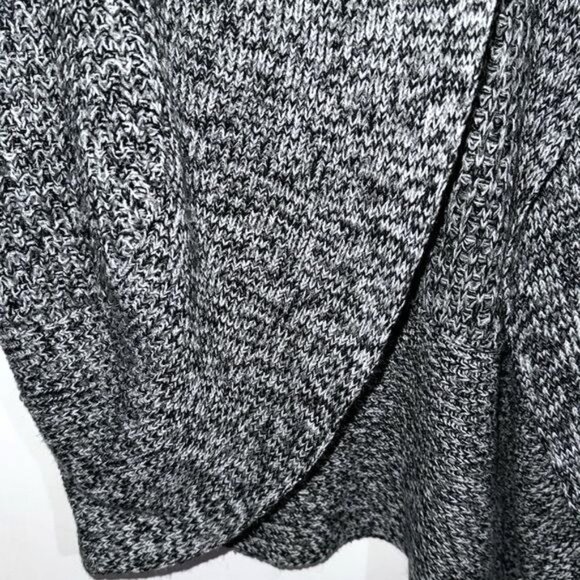 Bobbie Brooks Plus Size 2X Open Front Cardigan Sweater Black & White Knit - Picture 5 of 9